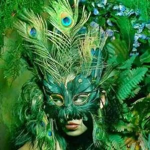 Meet your Posher, Dalia